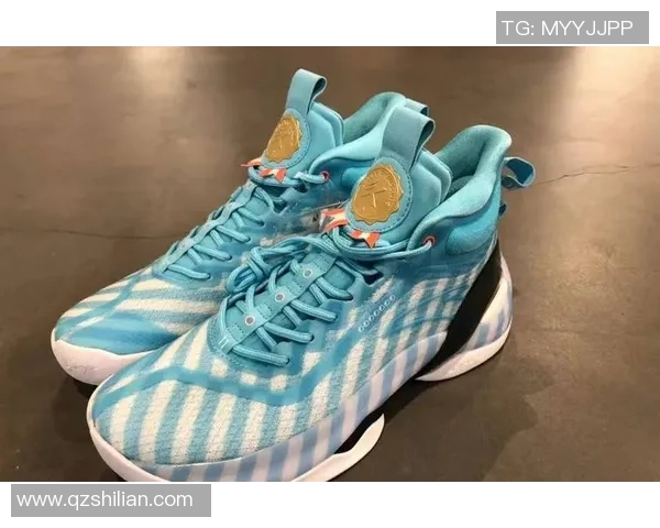 女生篮球鞋设计巧妙显脚小穿搭更显瘦让你自信满满尽显运动魅力